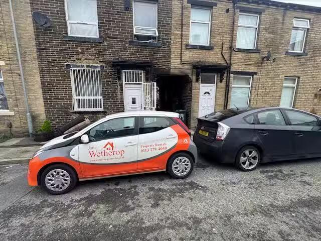 House for rent in Slack Side, Bradford