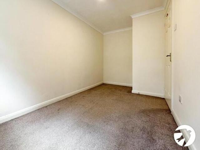 Cottage for rent in Brompton, Chatham
