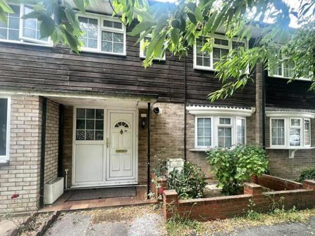 House for rent in Holywell Estate, North Watford
