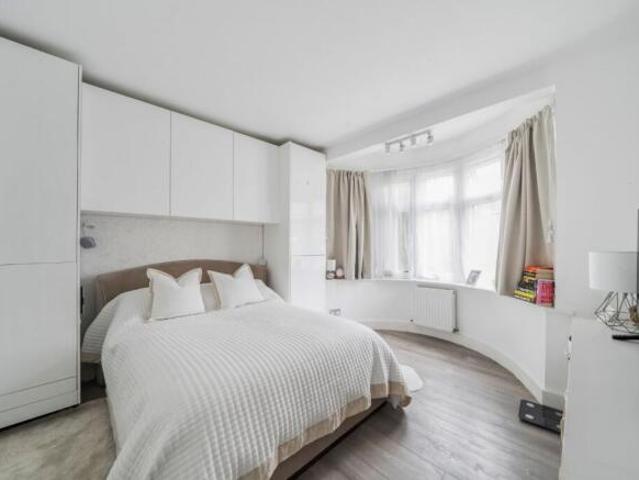 Cottage for rent in Cat Hill