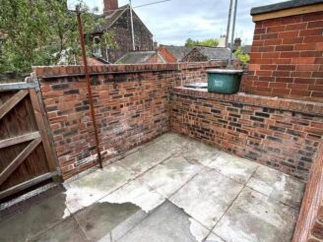 Cottage for rent in Hanley, Stoke-on-Trent