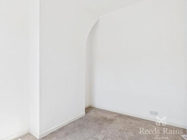 Cottage for rent in Calderstones