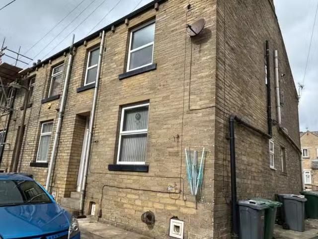 House for rent in Queensbury, West Yorkshire