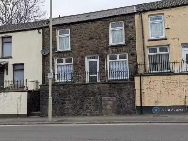 House for rent in Pentre, Wales