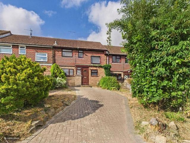 House for sale in Upper Halling