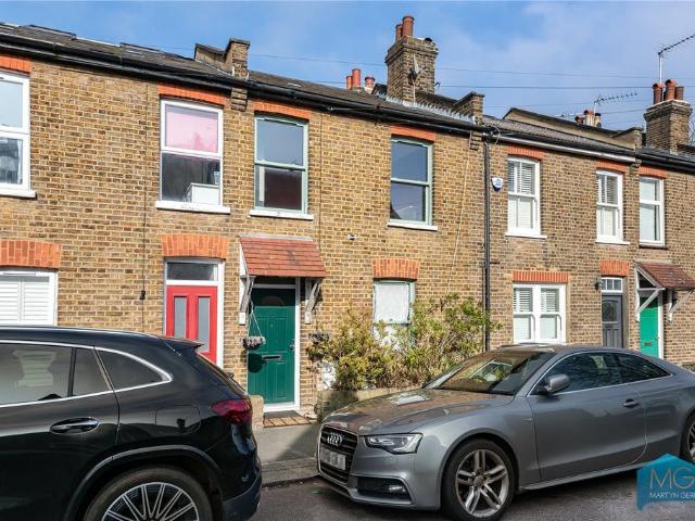 House for sale in Whetstone, Greater London