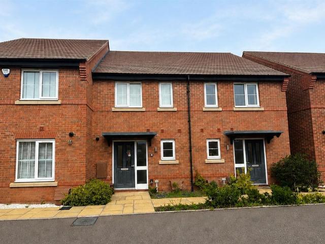 House for sale in Highfields, Egginton