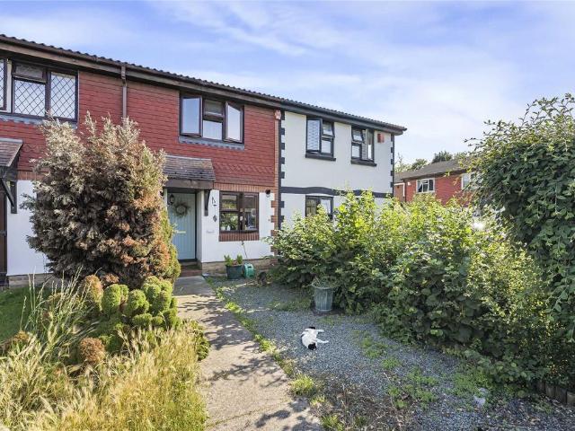 House for sale in Swanscombe and Greenhithe, Monks Orchard