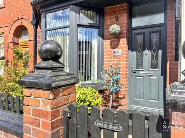 House for sale in Chadderton Fold, Pendock