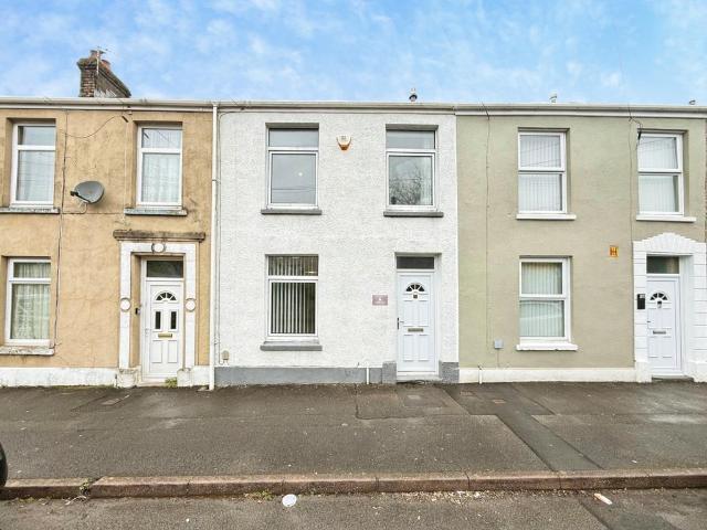 House for sale in Pontarddulais, Wales