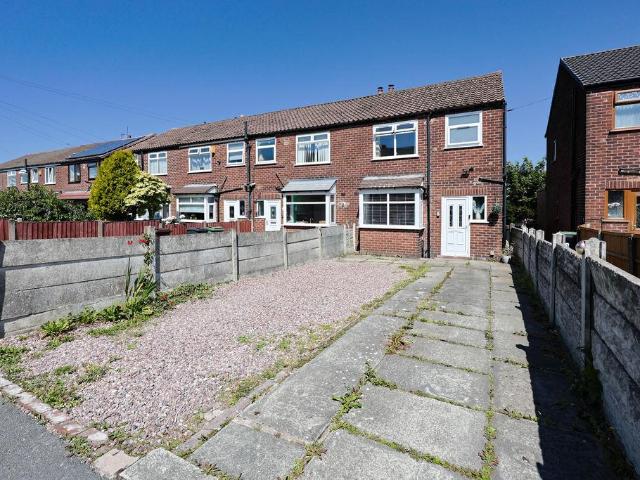House for sale in Well Court, Wigan
