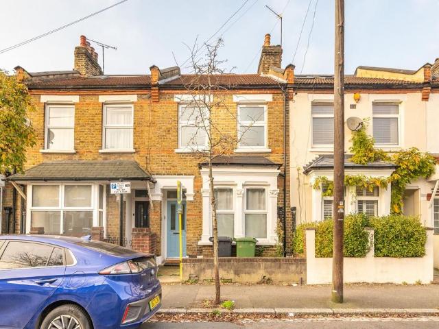 House for sale in Leytonstone, Greater London