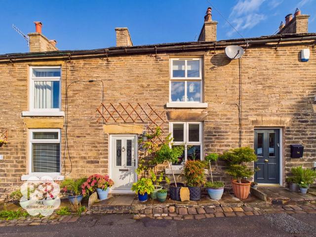 House for sale in Horwich End, High Peak