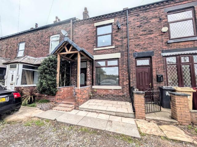 House for sale in Prestolee, Bolton