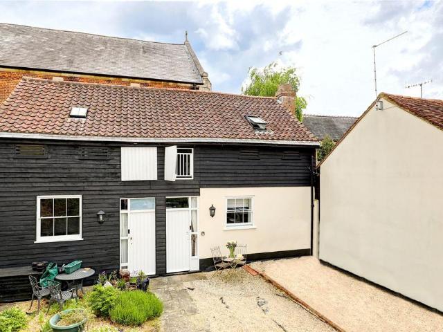House for sale in Kings Hill, Colliers End