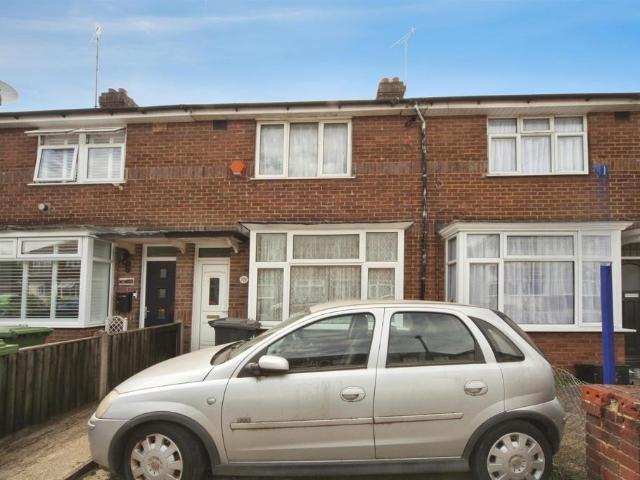 House for sale in Spring Park, Luton