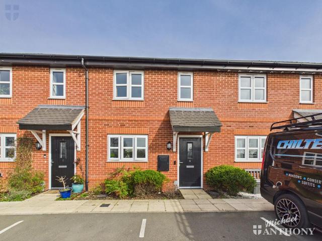 House for sale in Stoke Mandeville, Buckinghamshire