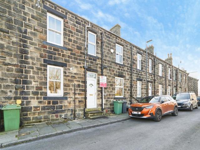 House for sale in Rufford Park, Yeadon