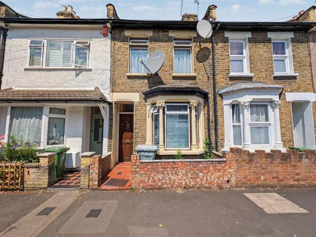 House for sale in Stratford Marsh, Greater London