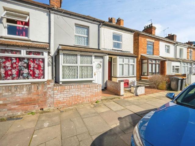 House for sale in Queens Park, Bedford