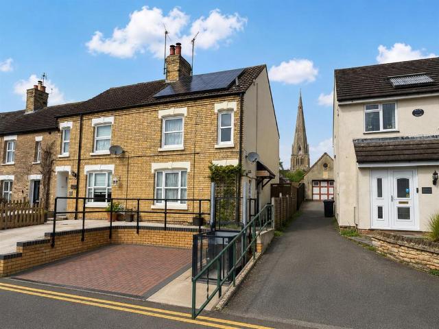 House for sale in Raunds