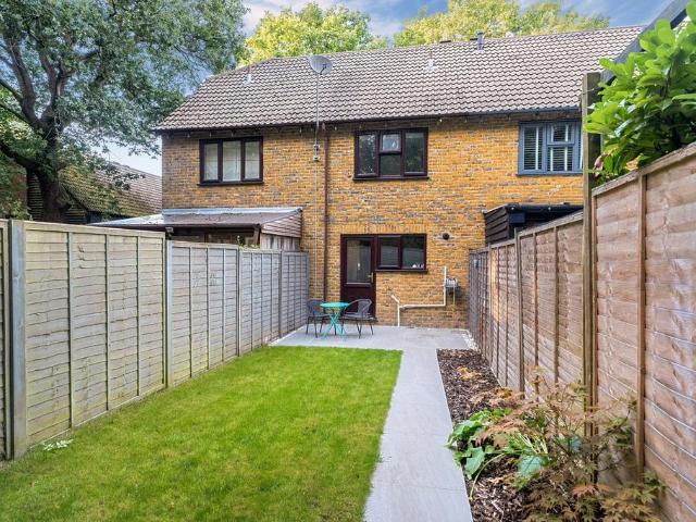 House for sale in Cossington Fields, Maidstone