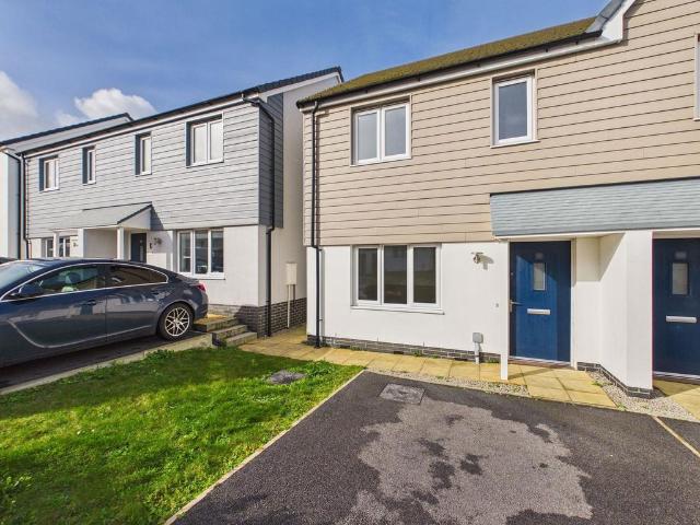 House for sale in Hayle, Cornwall