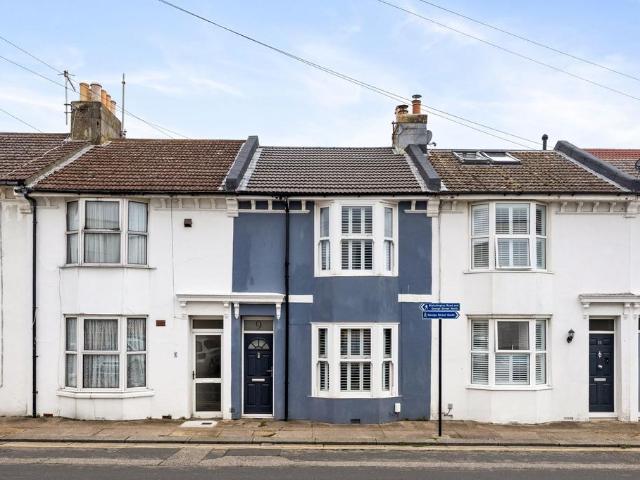 House for sale in Aldrington