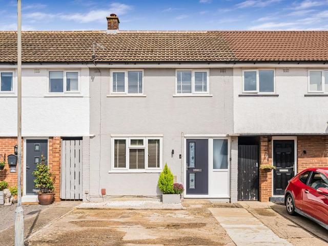 House for sale in Far Bletchley, Milton Keynes