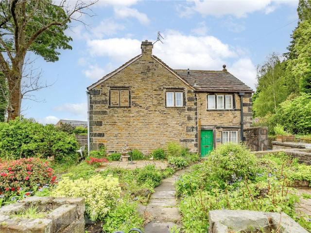 House for sale in Saddleworth, Pendock