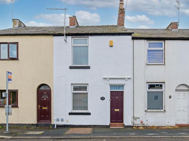 House for sale in Frodsham, Cheshire