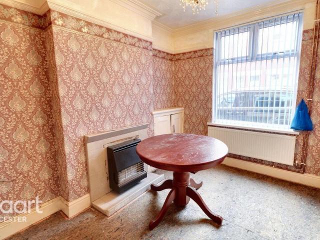 House for sale in Old Wharf, City Of Leicester