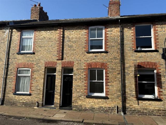 House for sale in High Field, York