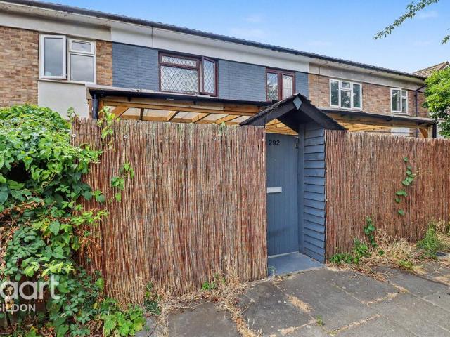 House for sale in Vange, Essex