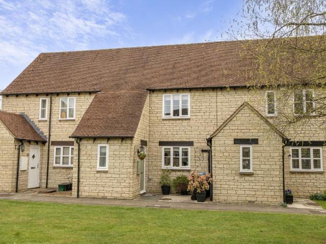 House for sale in Black Bourton, Oxfordshire