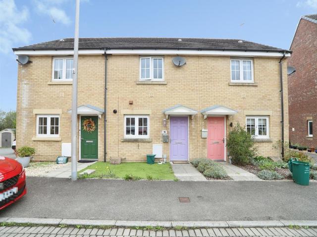 House for sale in Llanharan, Bryncae