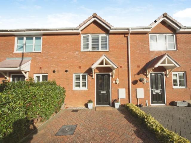 House for sale in Round Green, Luton