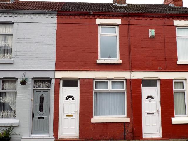 House for sale in Calderstones