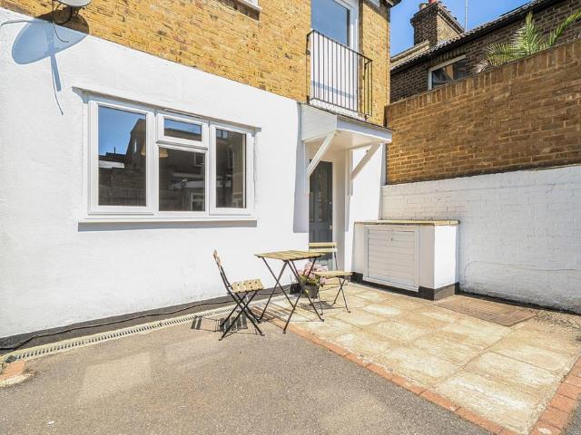 House for sale in Royal Borough of Greenwich, Greater London