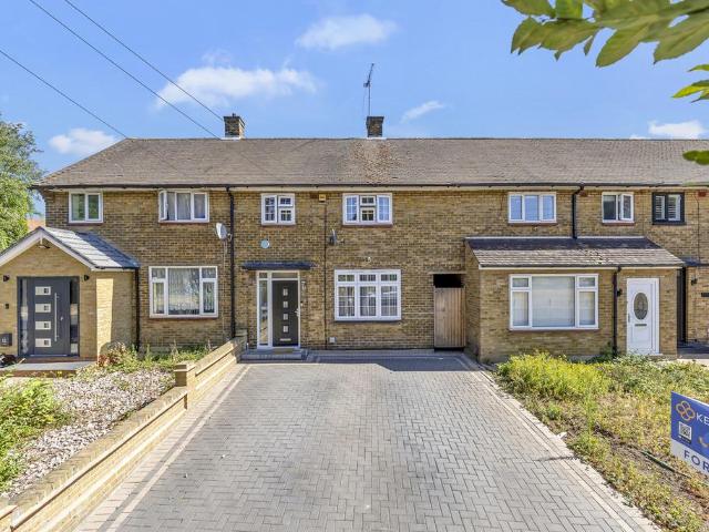 House for sale in Harold Wood, Greater London