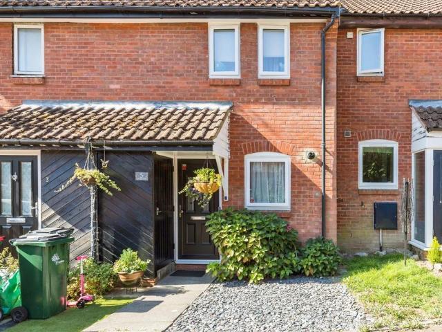 House for sale in Broadfield, Glynde