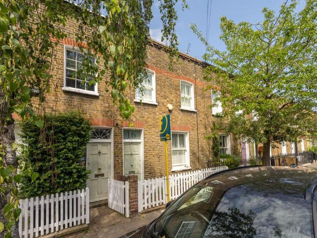 House for sale in Putney, Greater London