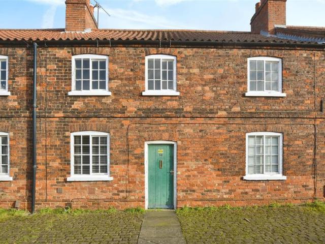 House for sale in New Frodingham, Dragonby