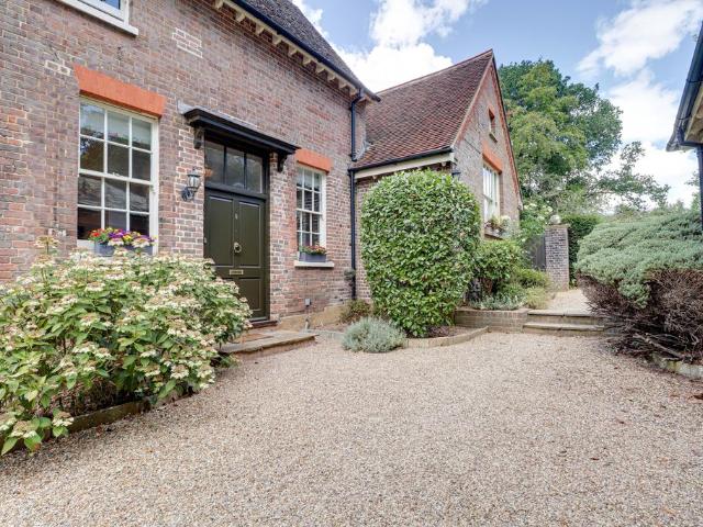 House for sale in Pouchen End, Hertfordshire