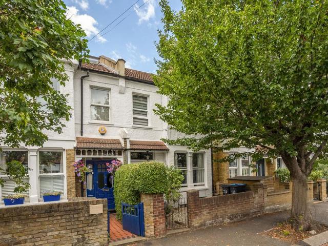 House for sale in London Borough of Merton, Raynes Park