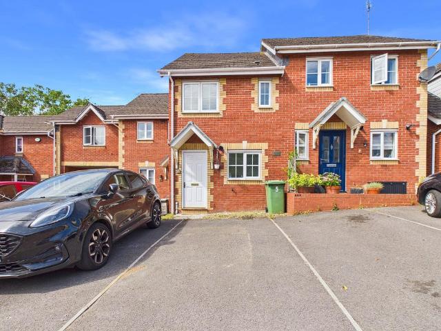 House for sale in Barry Island, Barry