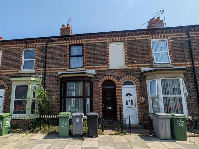 House for sale in Claughton, Birkenhead