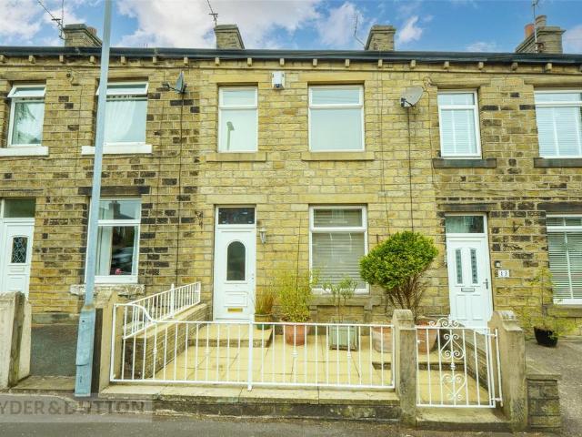 House for sale in Hill Top, Slaithwaite