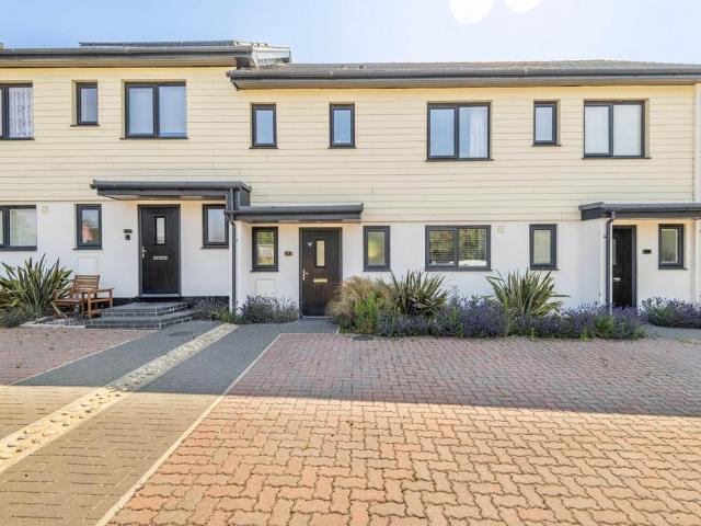 House for sale in Stokesby, Norfolk