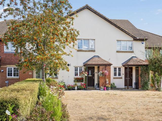 House for sale in Moneyhill, Batchworth